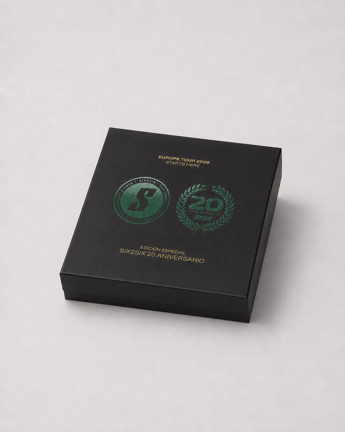 The 6to6 Europe Tour gift box, closed